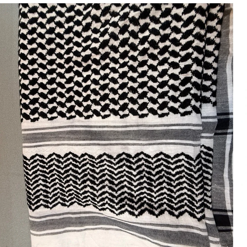 Unbranded Black White Keffiyeh Scarf Shemagh Desert Wrap Pom Pom 48x24.5 2247